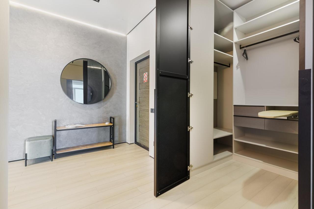 Luxury Waterfront 3-Bedrooms Apartment Odesa Exterior photo